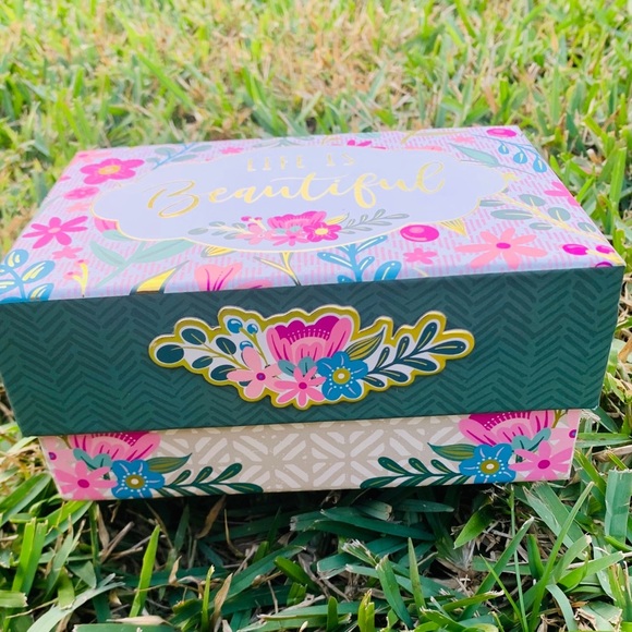 Life Is Beautiful Keepsake Gift Box 7x5 - Picture 6 of 8